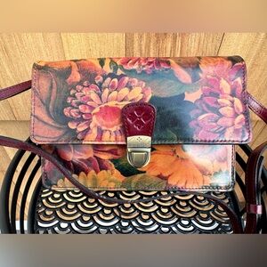 Patricia Nash Ladies Crossbody  Purse And Card Wallet Set